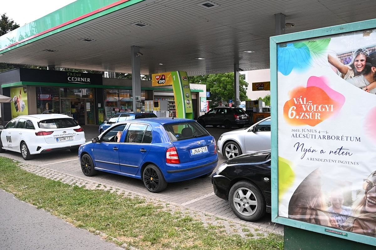 حکومەتی هەنگاریا بڕیاری کۆنترۆڵکردنی نرخی بەنزین دەدات