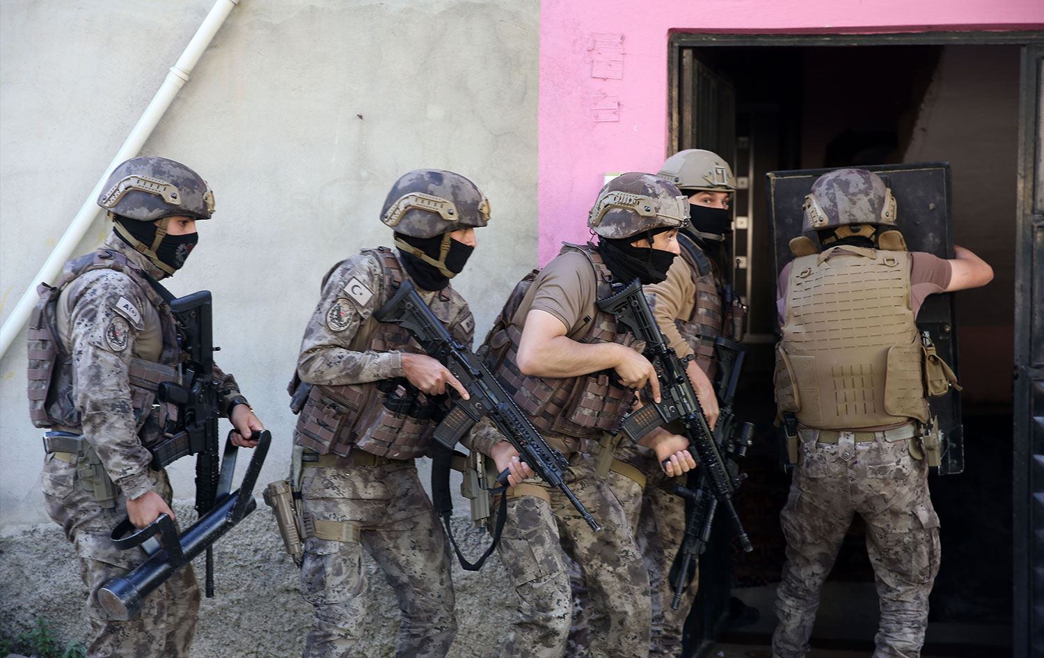 MUŞ- Metamfetamini 'Metin abi’, eroini 'Erol abi' olarak kodladılar