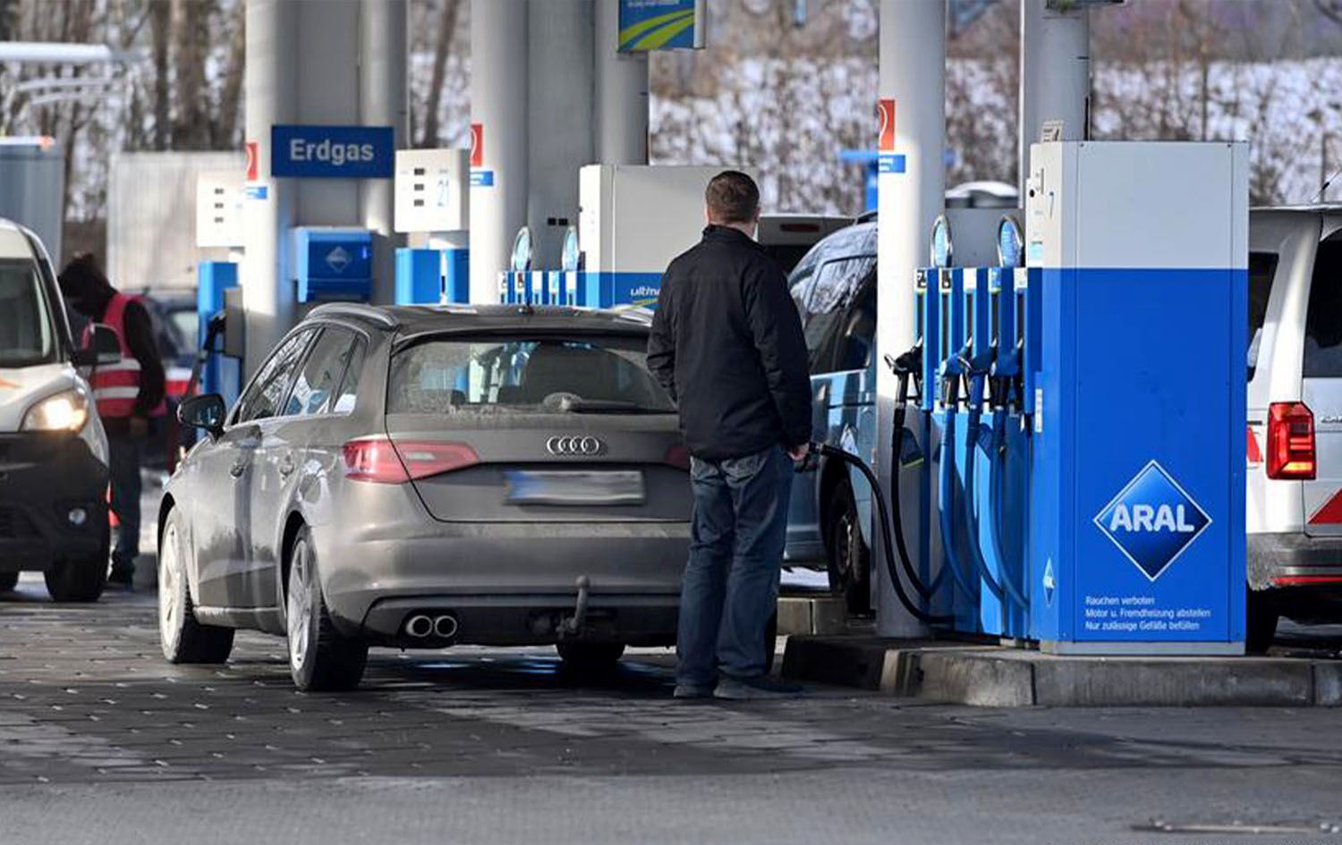 بەرزبوونەوەی نرخی بەنزین لە ئەڵمانیا خواستی لەسەر گواستنەوەی گشتی زیادکردووە