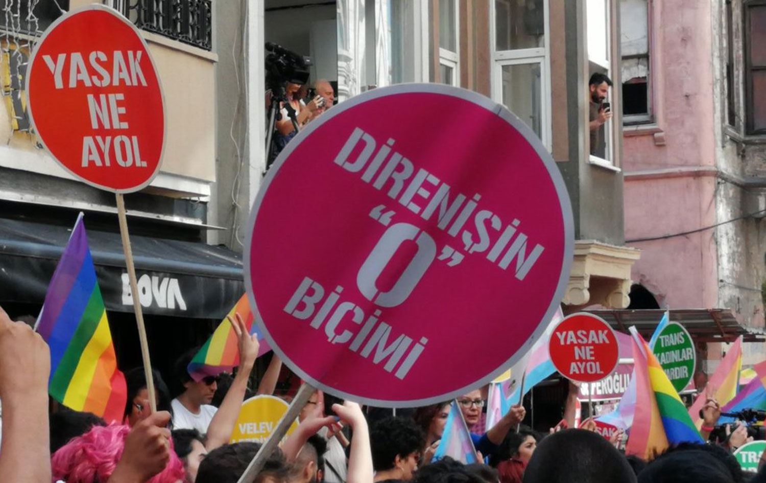 İstanbul'da Onur Haftası etkinlikleri yasaklandı