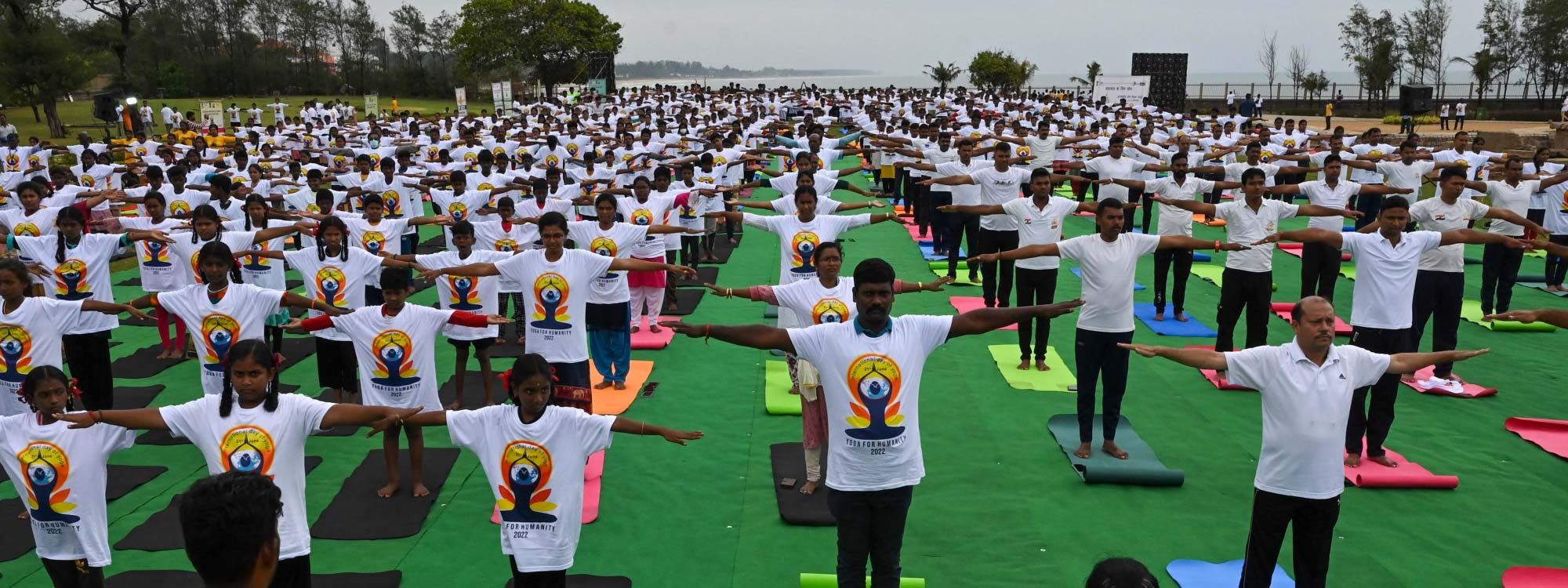 رۆژی جیهانیی یۆگا