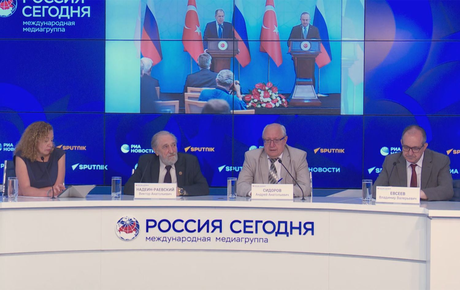 Qedrî Cemîl: Mercên niha rê nadin Tirkiyê êrîşî Sûriyê bike