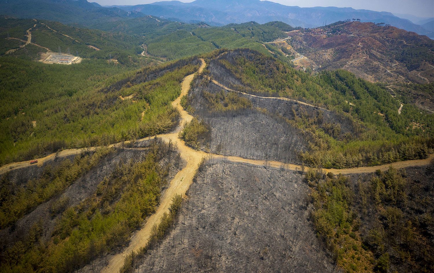 Marmaris yangını beşinci gününde: 4 bin 500 hektar yandı