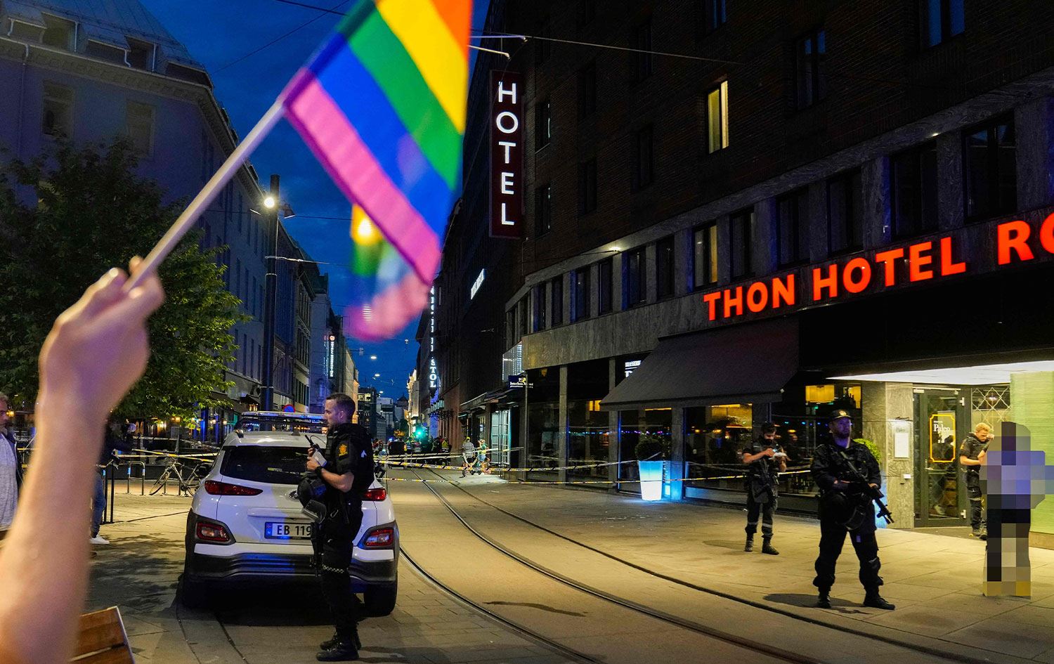 Oslo'da gay bara silahlı saldırı: 2 ölü, 21 yaralı, saldırgan İran asıllı