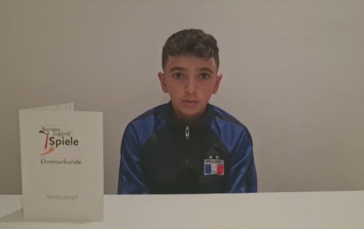 Zarokekî Kurd li Almanya di şampiyona lîstikên hêza bedenê de bû yekem