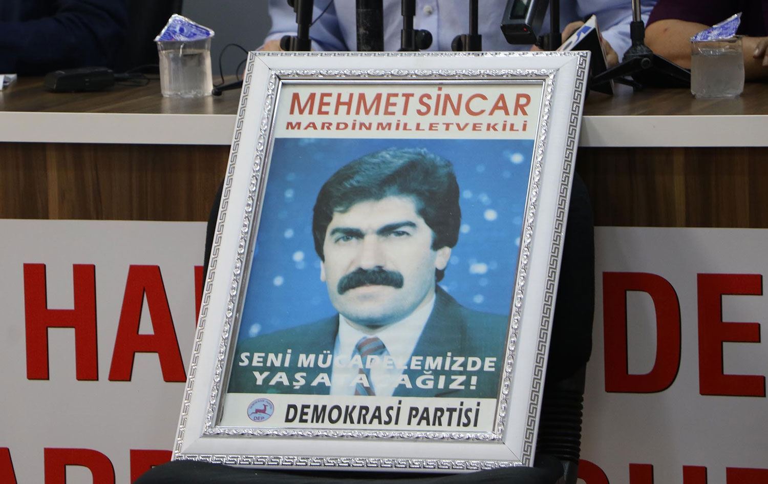 Doza kuştina siyasetvanê Kurd Mehmet Sincar hat paşxistin