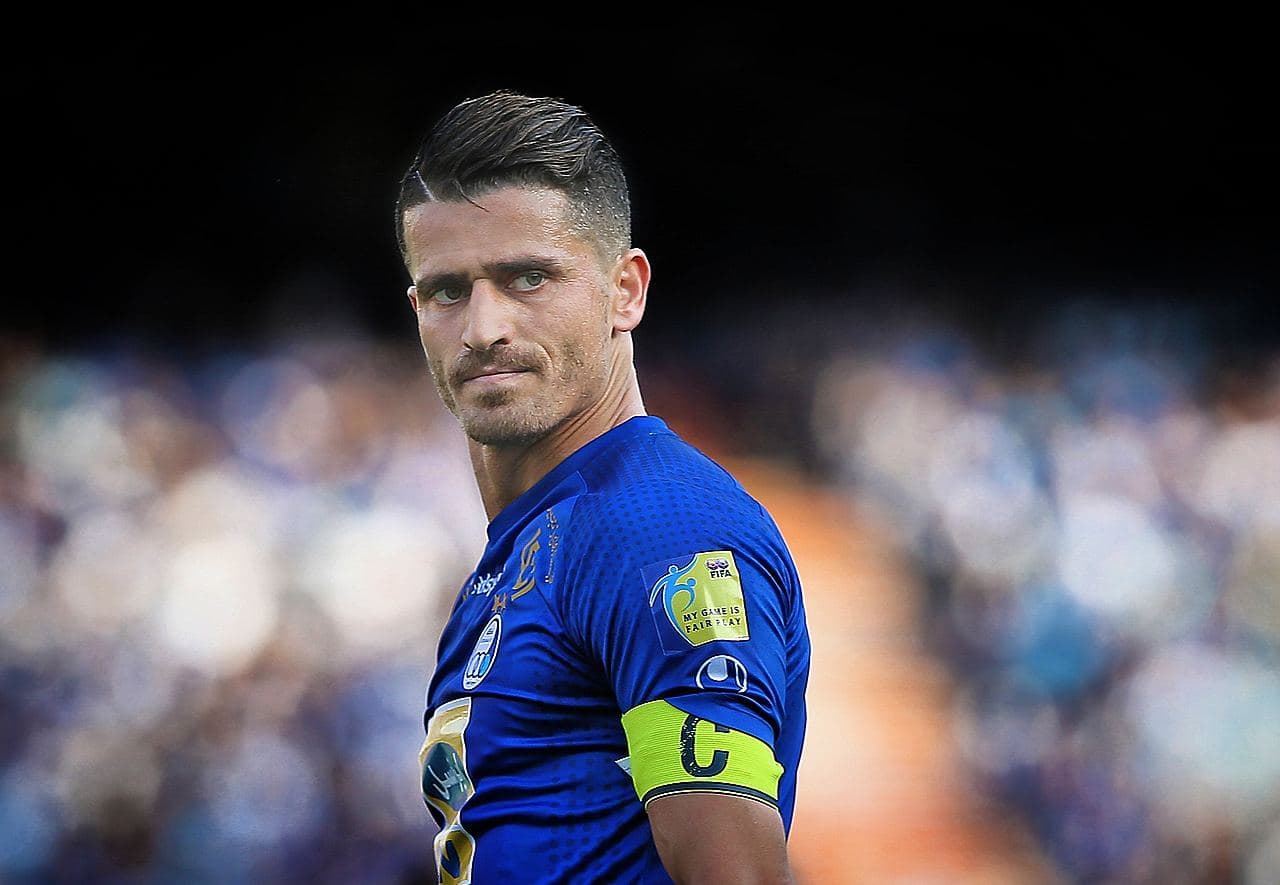 وریا غەفووری بە ناچاری ئیستقلالی تارانی جێهێشت