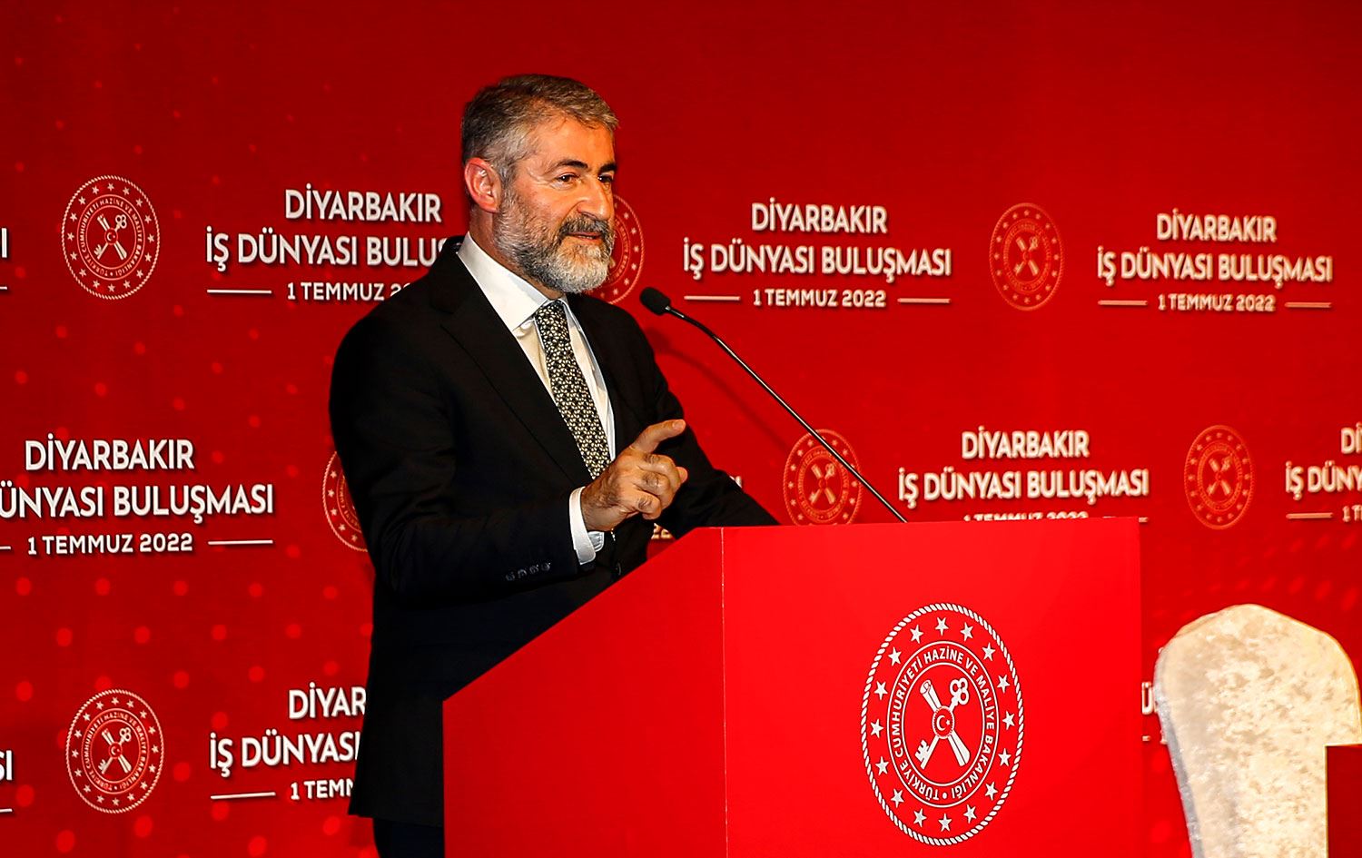 Nebati: Diyarbakır bir yatırım cenneti; 1 milyar dolarlık ihracat yapması yakışır