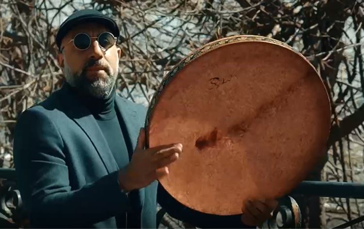 هەژار زەهاوی لە رۆژی نیشتمانی کەنەدا بەرهەمێک پێشکێش بەو وڵاتە دەکات