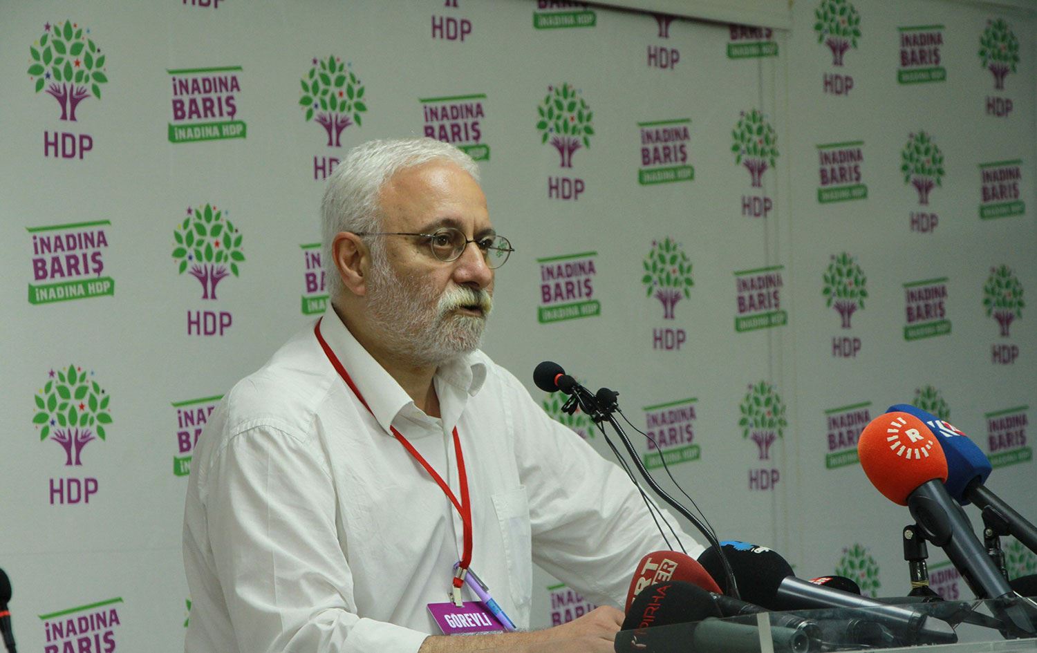 HDP yarın kongre düzenliyor, eş başkanlar değişmeyecek, PM yenilenecek