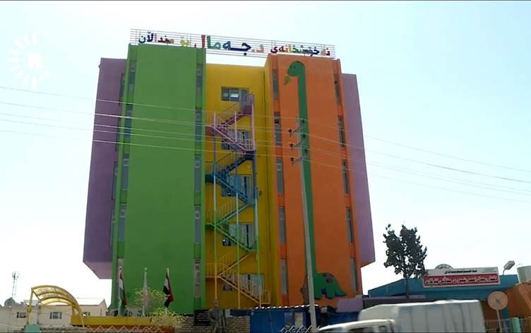 بەڕێوەبەری نەخۆشخانەی منداڵان لە سلێمانی: تووشبوون بە کۆرۆنا لەنێو منداڵان زیادیکردووە