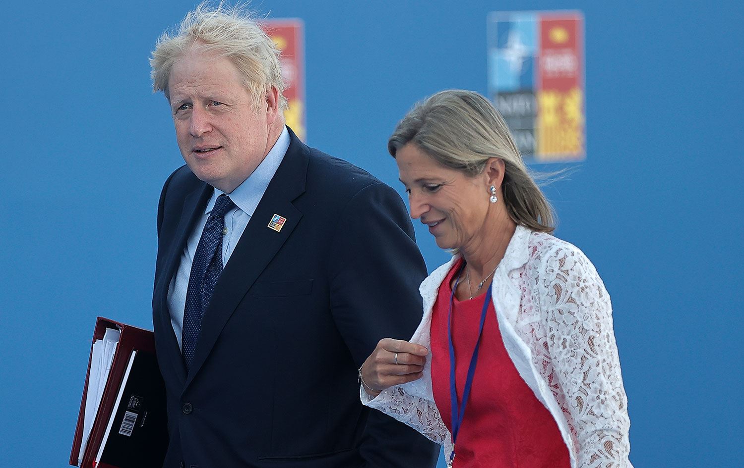 İstifa baskısı altındaki Johnson: Görevime devam edeceğim