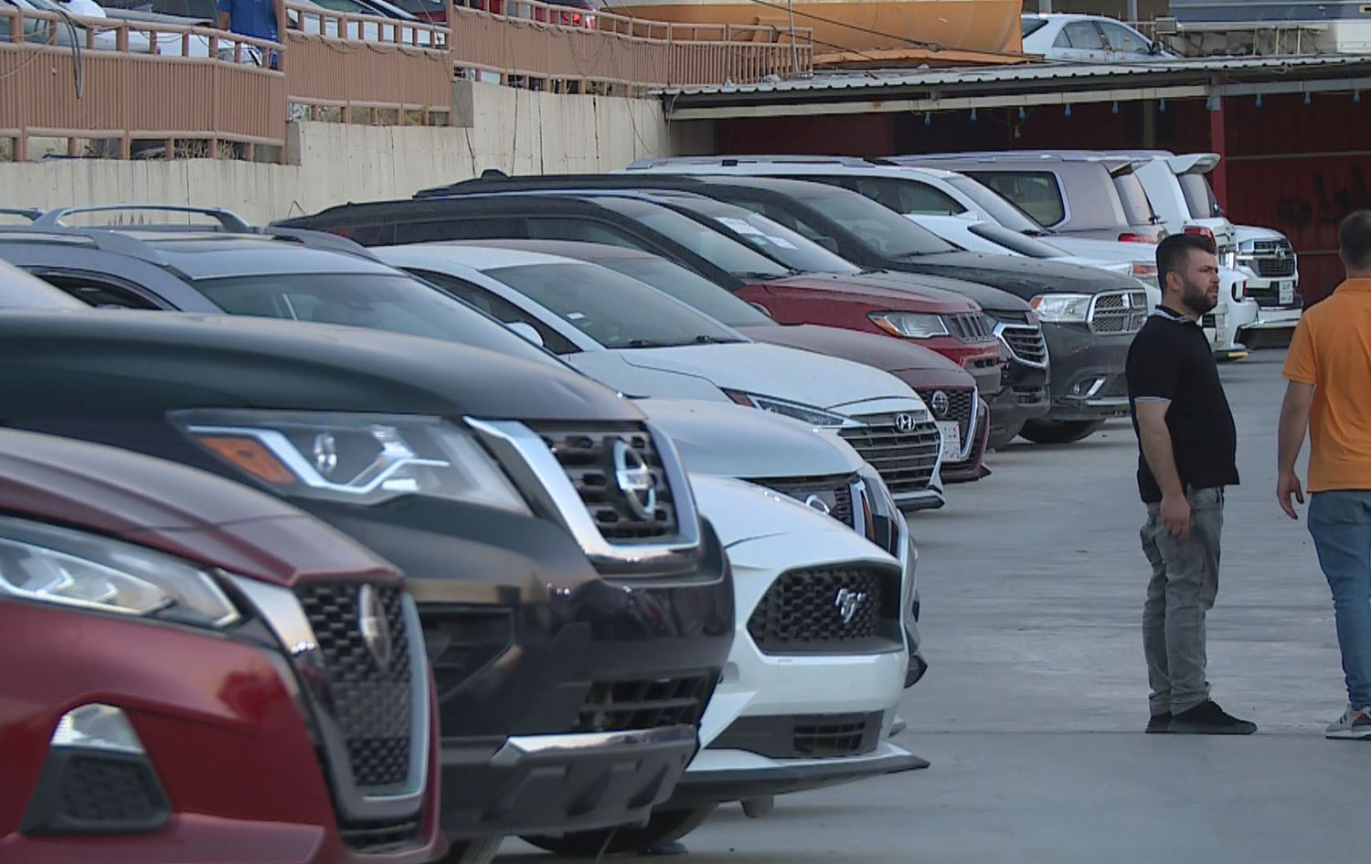 بازرگانێک نزیکەی یەک ملیۆن دۆلار پارەی خەڵک دەبات و دەچێتە دوبەی