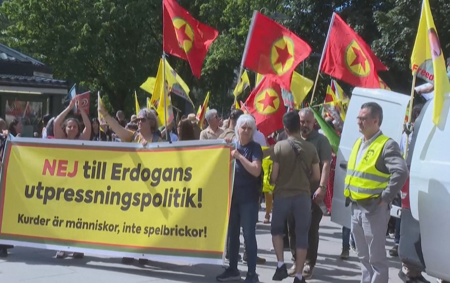 Li Stockholmê Kurdan li dijî rêkeftina Swêd û Finlanda ya ligel Tirkiyê xwepêşandan kirin