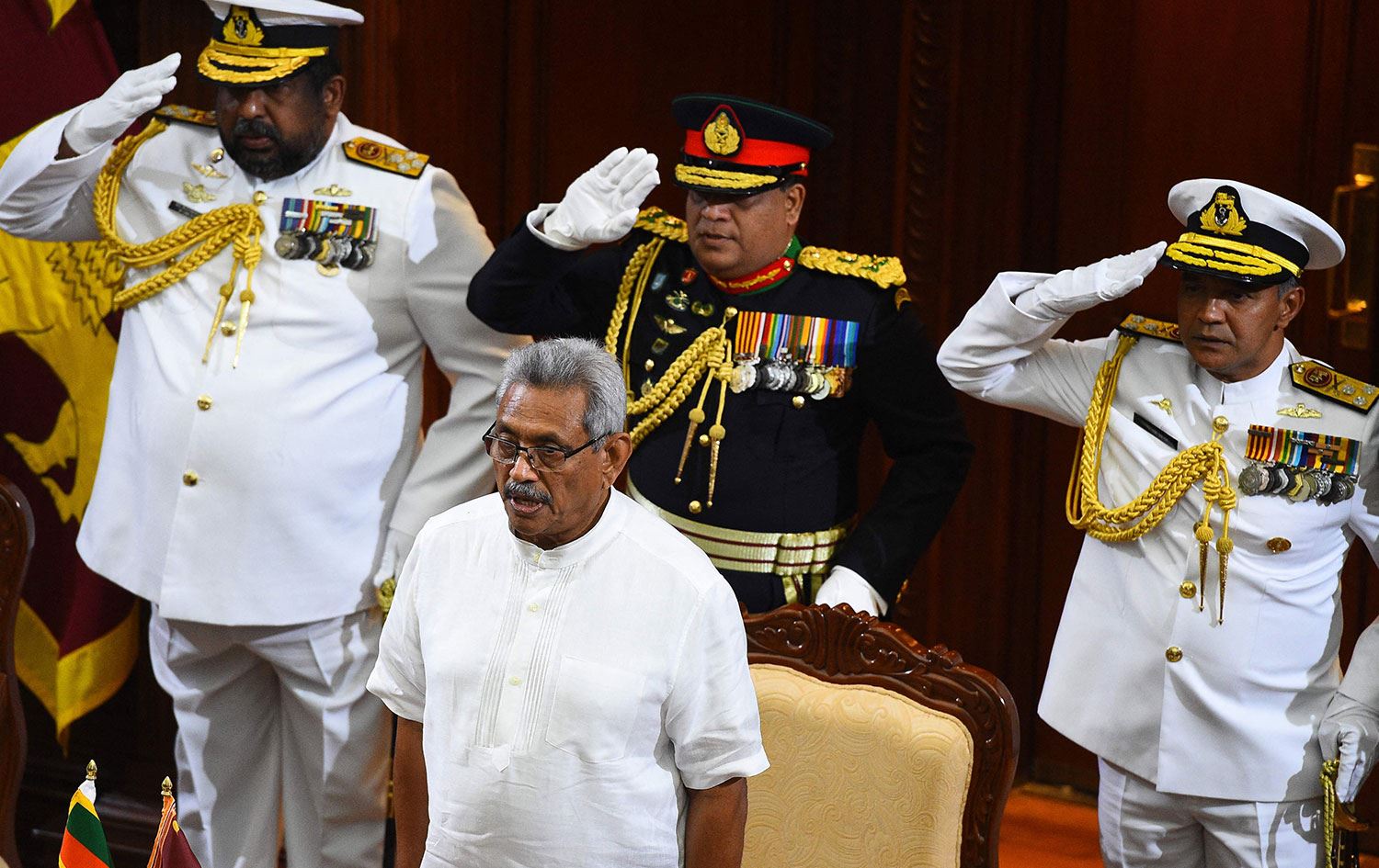 Havaalanı personeli Rajapaksa’nın Sri Lanka’dan kaçmasına izin vermedi