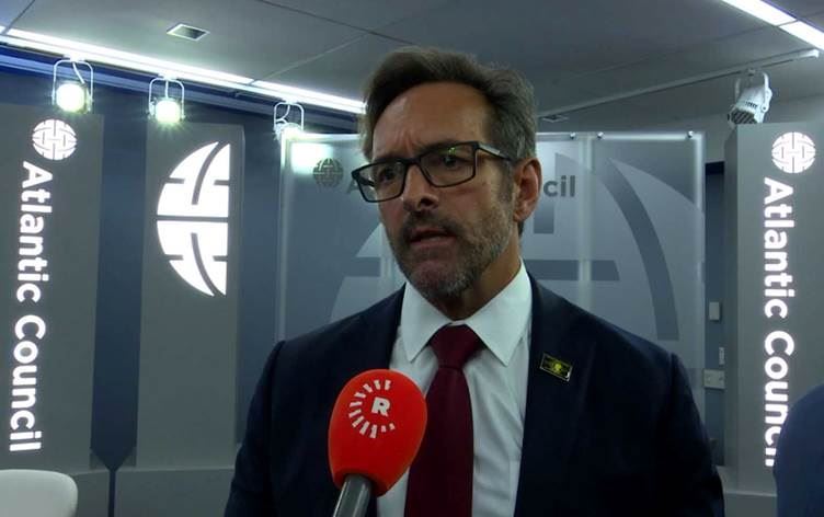 Nûnerê Serokê Amerîkayê bo Rûdawê: Ji bo azadkirina rehîneyan em bi Îranê re gotûbêjan dikin