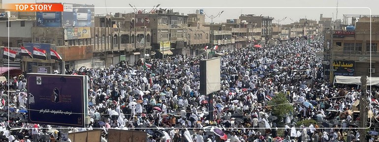 گردبوونەوەی لایەنگرانی سەدر بۆ بەشداری لە "نوێژی یەکگرتوویی." وێنە: هەڵکەوت عەزیز - رووداو