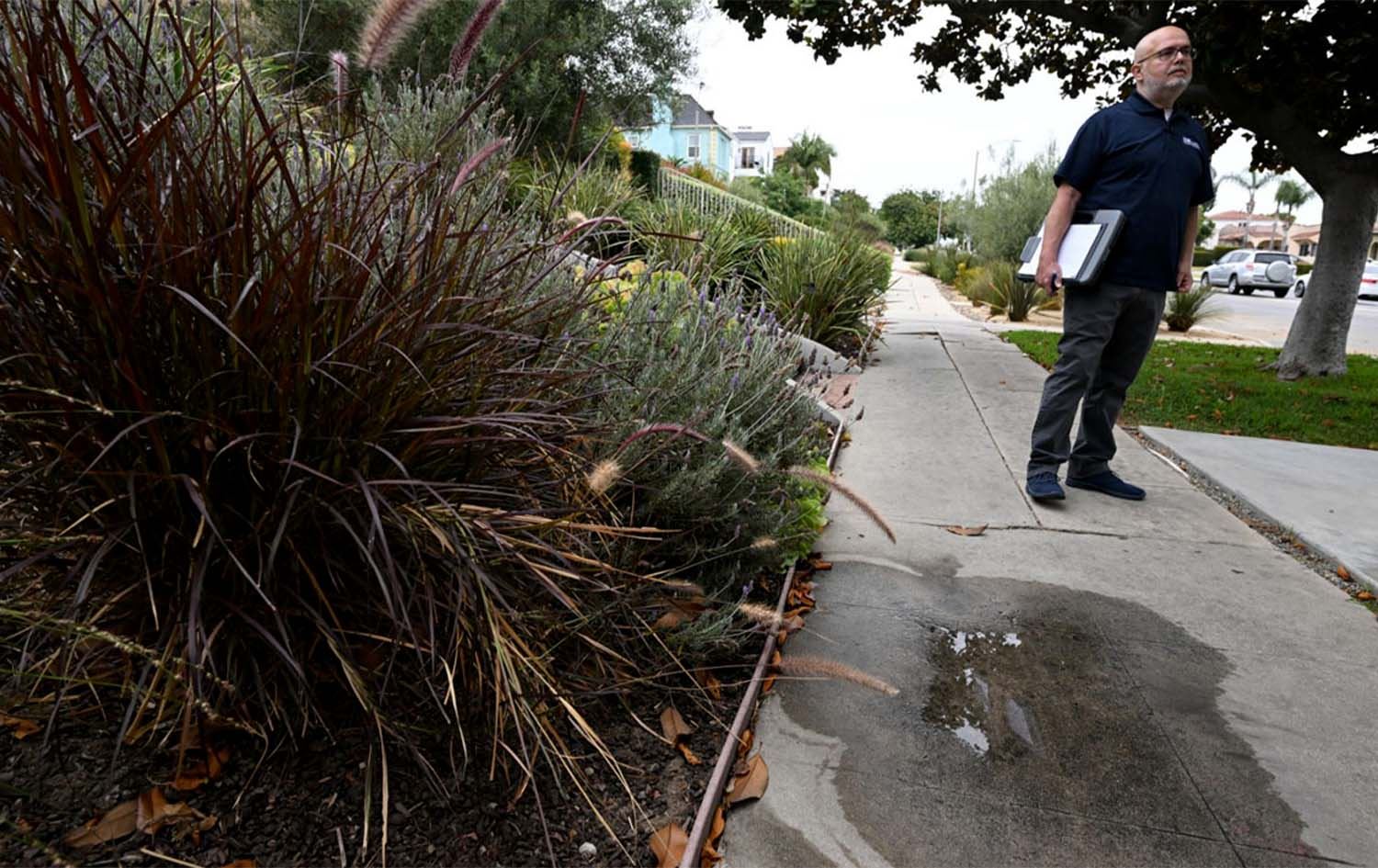 بەرپرسانی لۆس ئەنجلس لەسەر بەفیڕۆدانی ئاو خەڵک سزادەدەن