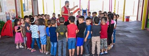 Li kampa Domîz ji bo zarokan kreş hat vekirin