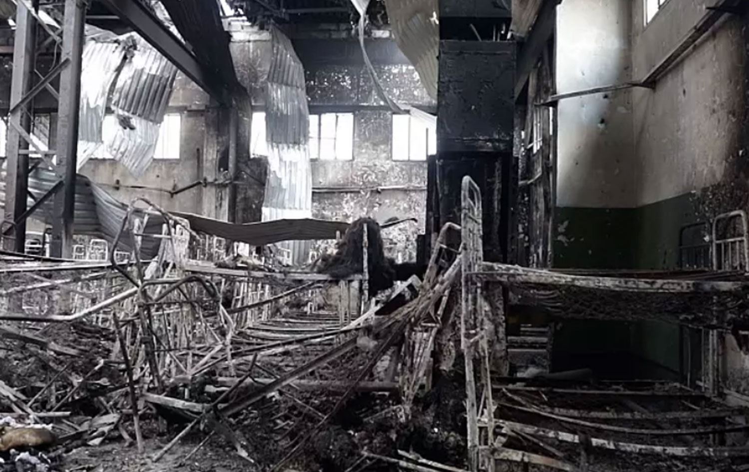 Donetsk’te cezaevine füze saldırısı: Ukraynalı 40 esir asker hayatını kaybetti