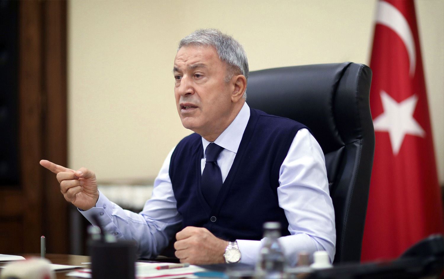 وەزیری بەرگریی تورکیا: مامەڵەکردن لەگەڵ پەیەدە/یەپەگە بە هیچ شێوەیەک دروست نییە