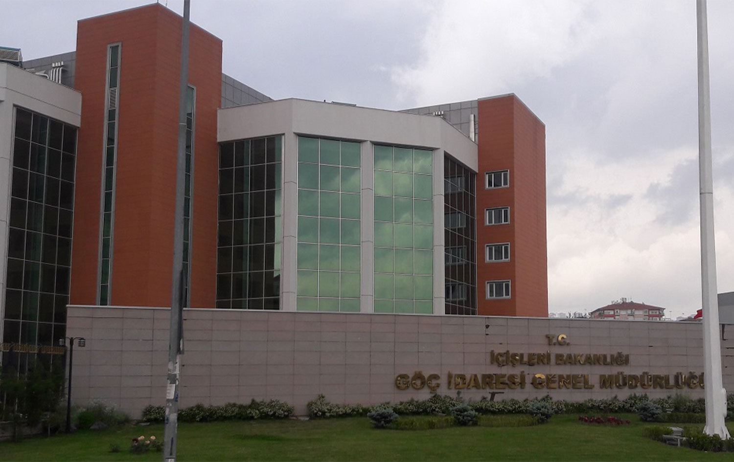 Türkiye: 9 bin yabancı uyruklu sınır dışı edildi