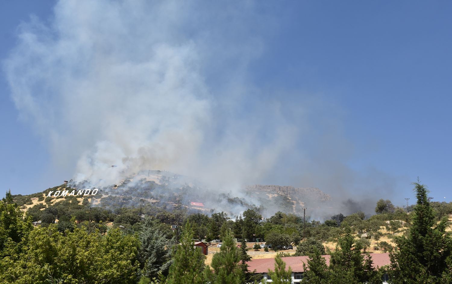 Şırnak’ta mühimmat deposunda patlama: Alevler ormanlık  alana sıçradı