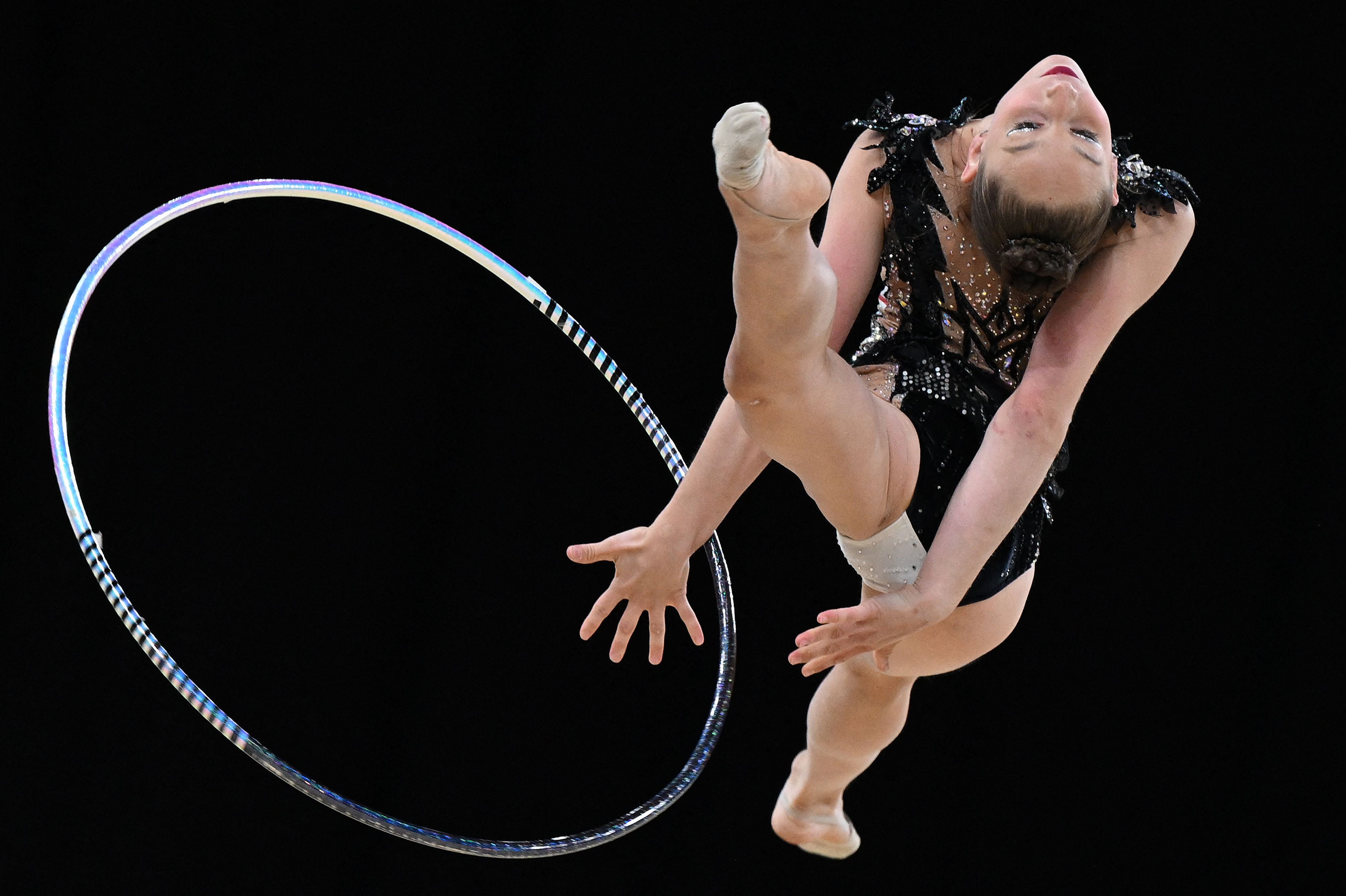 ڤیدیۆ؛ کچێکی رووسی بۆ یەکەمجار لە مێژوودا میدالیایەکی زێڕ بۆ ئینگلتەرا دەباتەوە