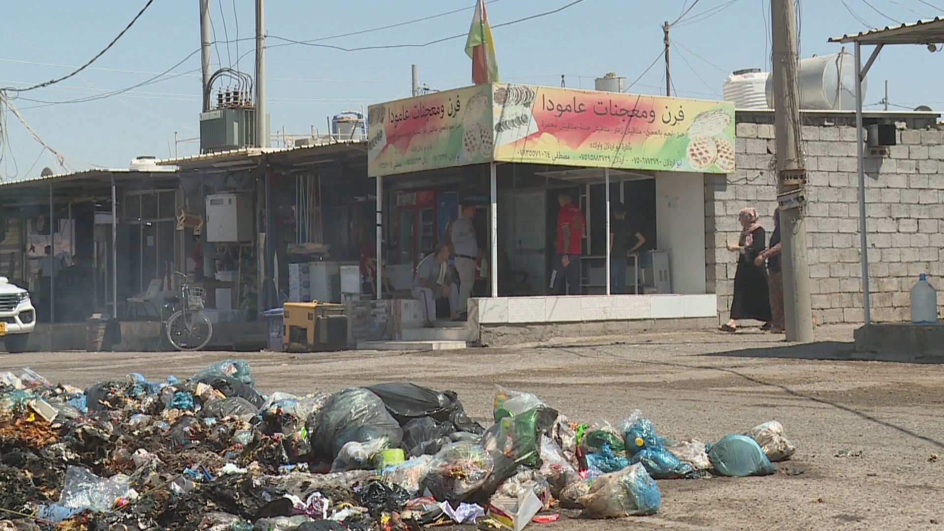 BM fonları kesti: Rojavalı mültecilerin kampında çöpler tehlike saçıyor!