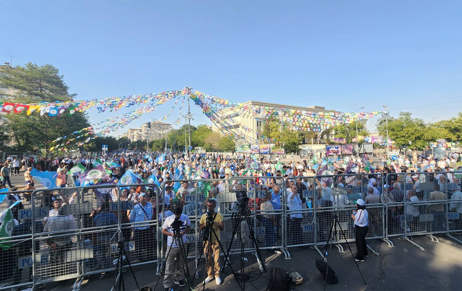 'Desthilat bi operasyonên li Başûrê Kurdistanê dixwaze vê erdnîgariyê bike meydana şer'