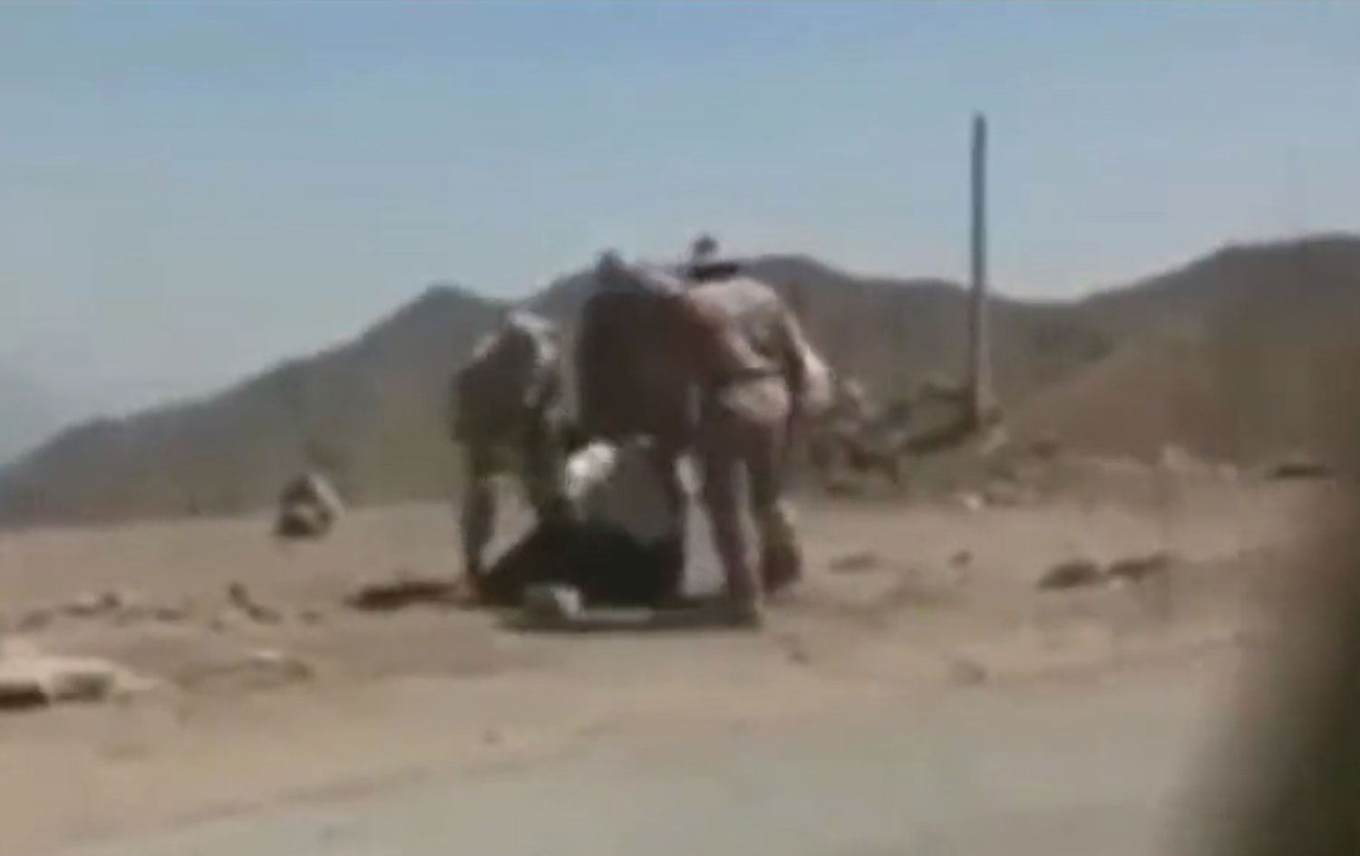 Askerlerin sınırda Kürt gence işkence ettiği görüntüler ortaya çıktı