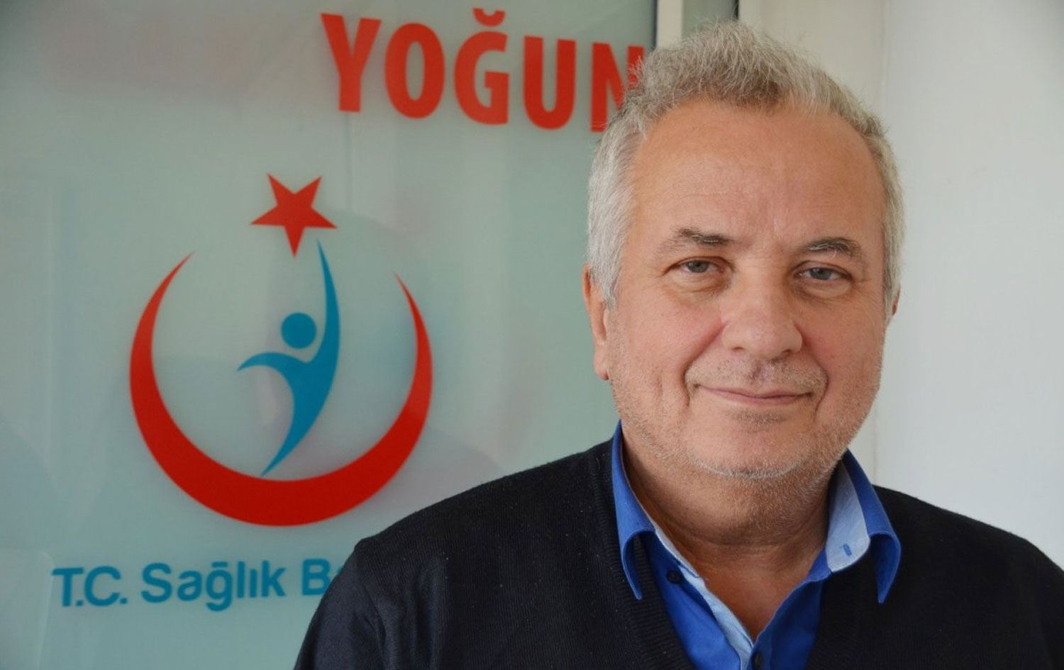 Yüzlerce organ nakli yapmıştı: Böbrek bekleyen doktor hayatını kaybetti