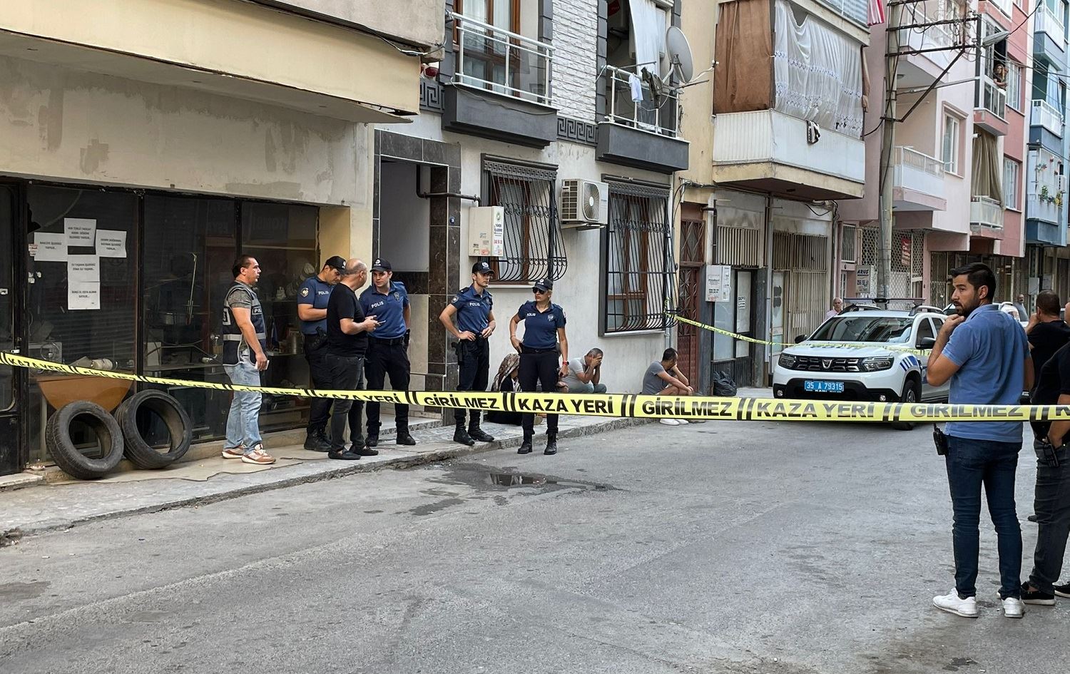 Kesekî hevjîn û xezûrê xwe kuştin û 2 kes jî birîndar kirin