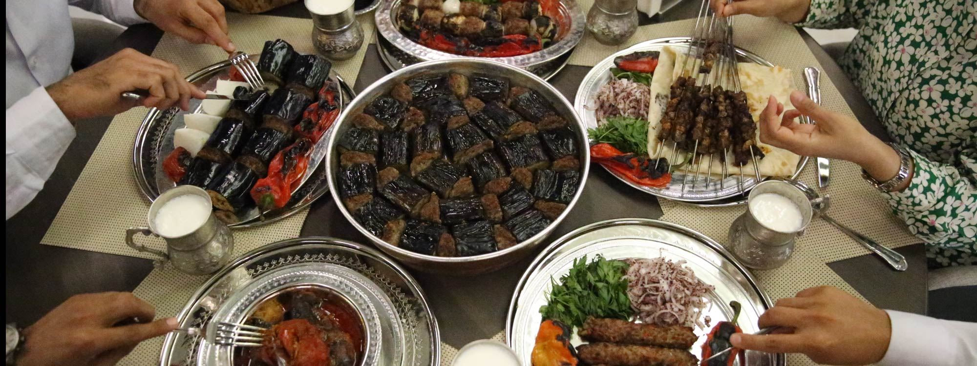 FOTO- Gastronomi kenti Urfa, kebaplarıyla öne çıkıyor