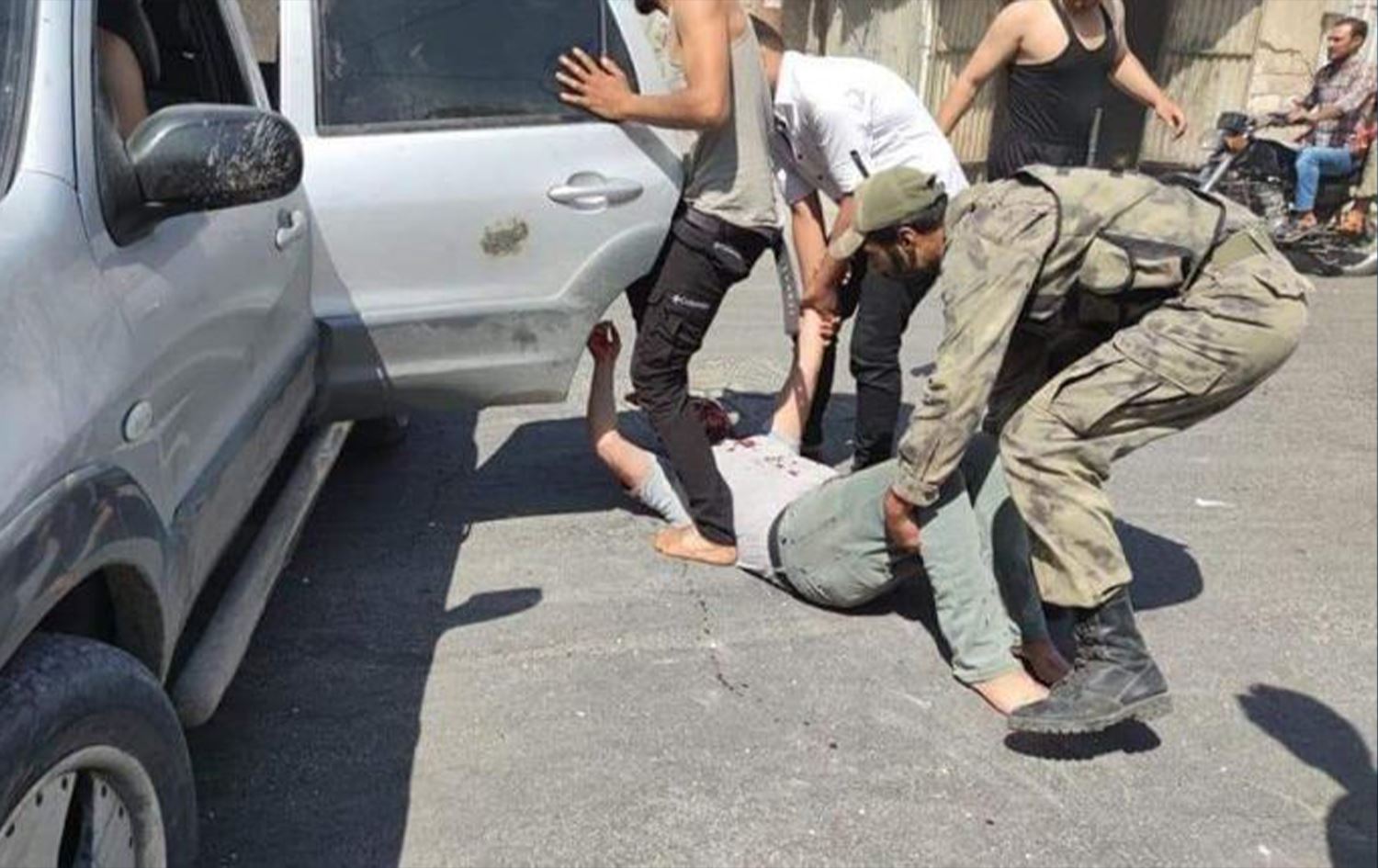 Bab hat topbarankirin; 14 kuştî, 30 birîndar