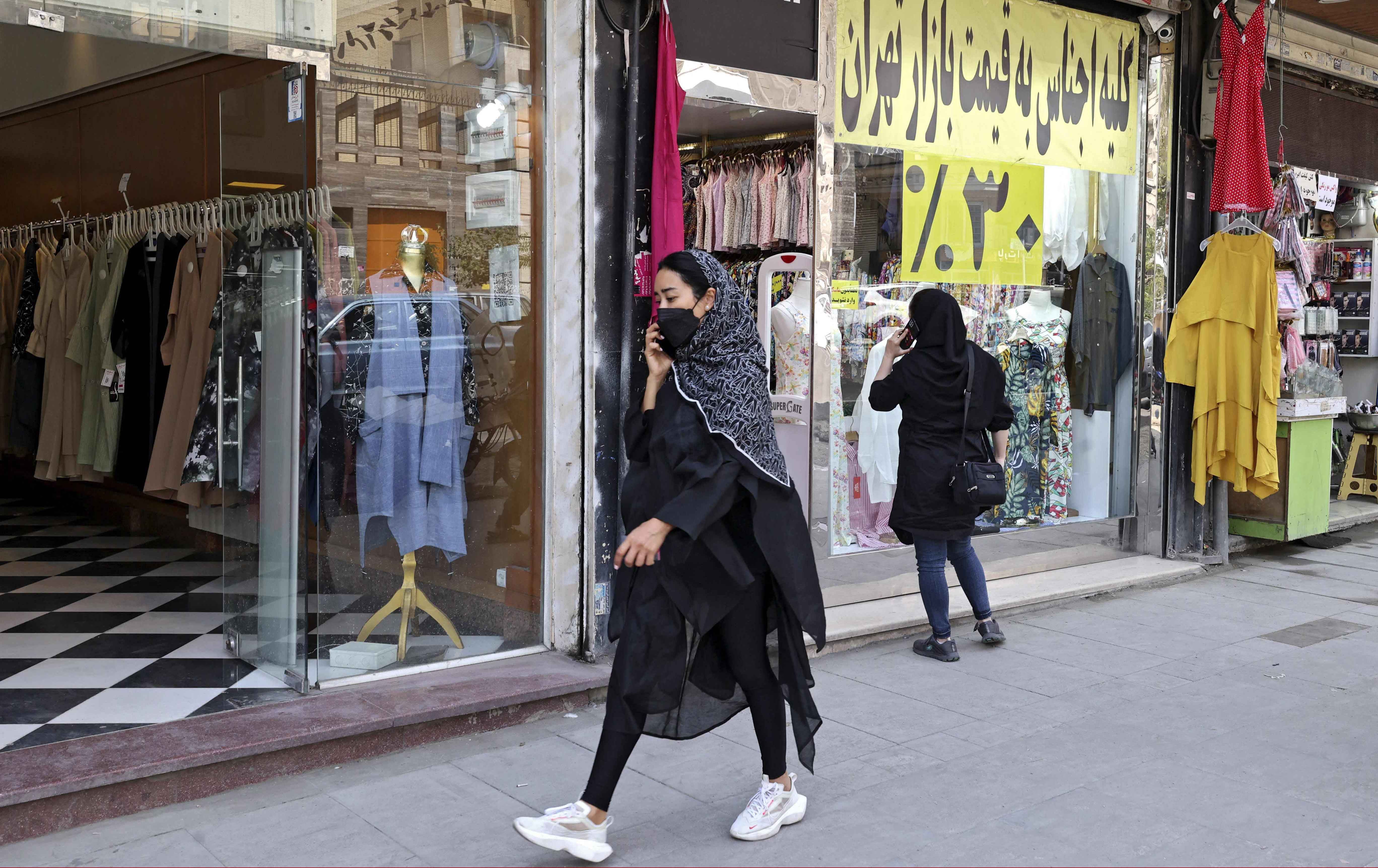 بەرپرسێکی ئێران: ژمارەی ئەو ژنانەی باڵاپۆش نین گەیشتووەتە سەرووی 50٪