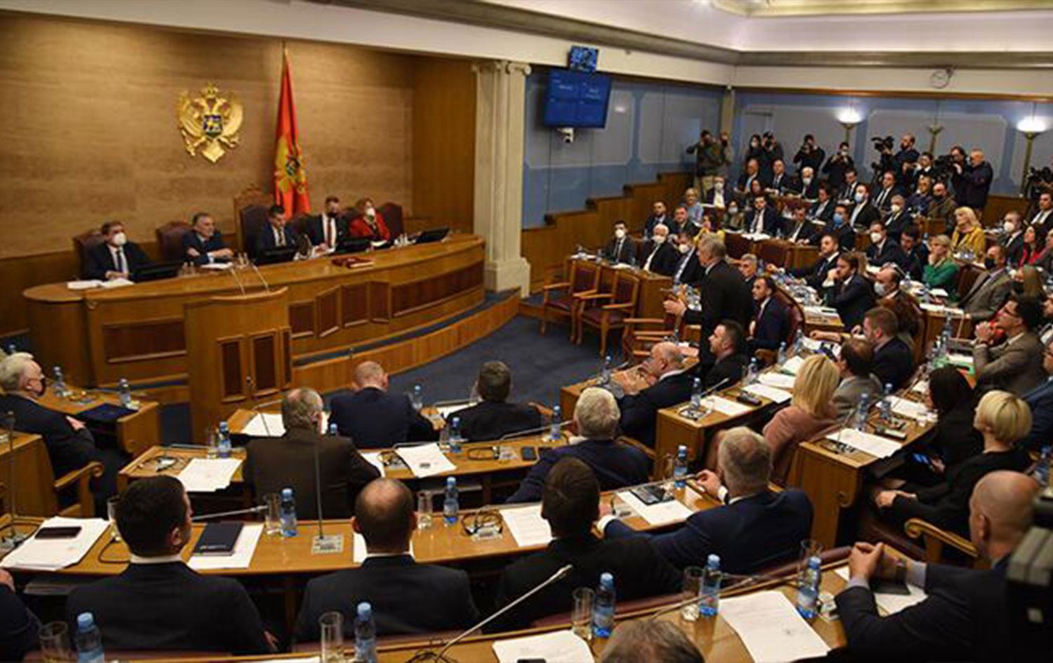 Karadağ'da hükümet düştü