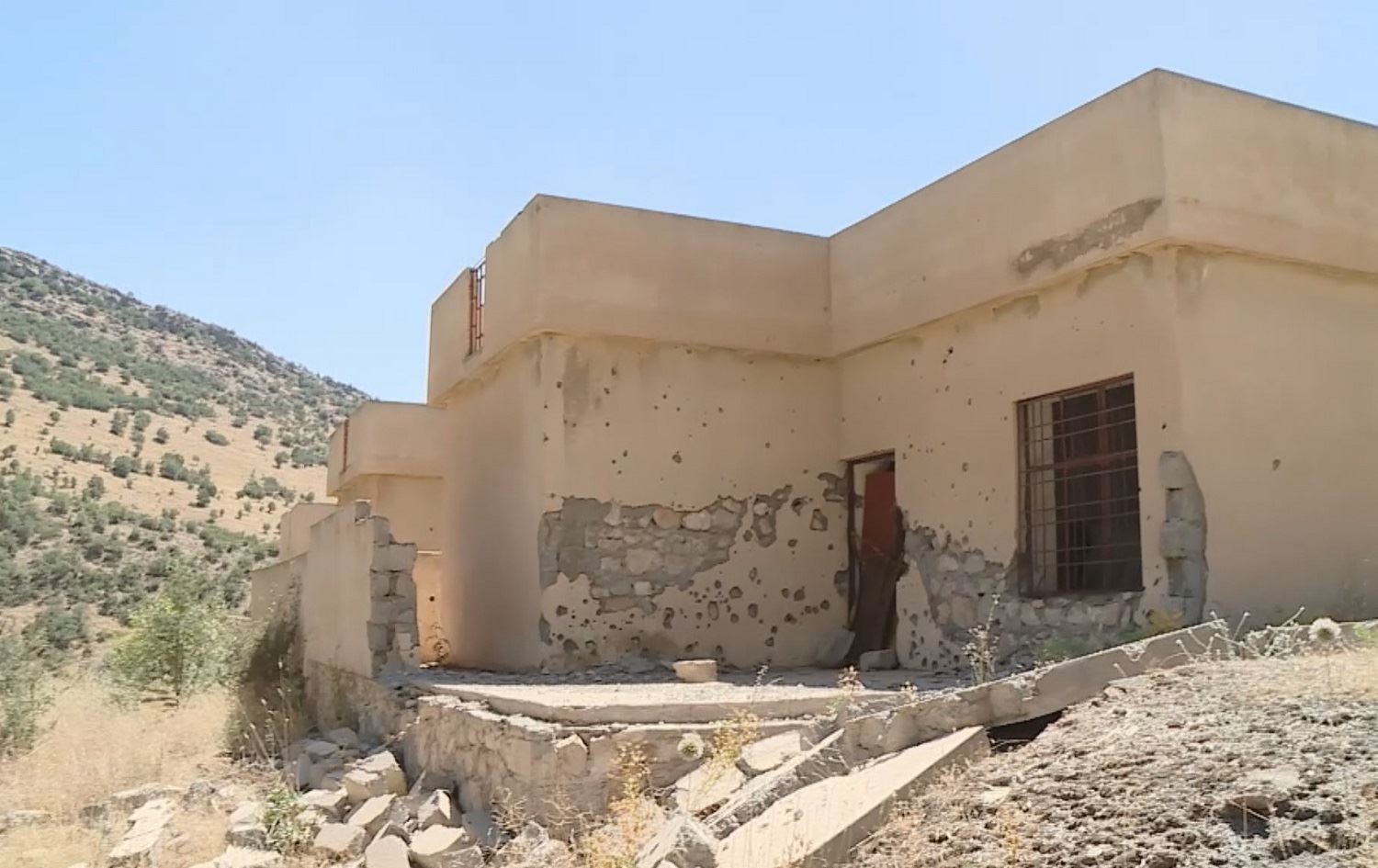 Ji ber şerê Tirkiyê û PKKê li Duhokê 255 gund hatîne valakirin