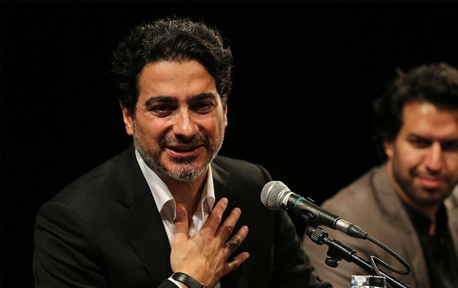 هومایون شەجەریان دوو گۆرانیی کوردی بڵاودەکاتەوە