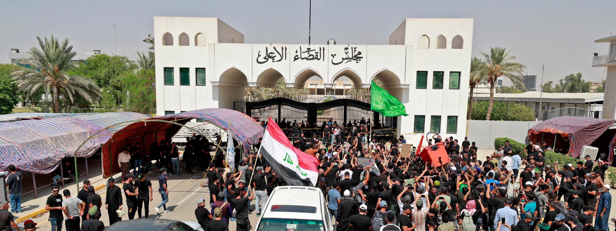 صور.. اعتصام أنصار التيار الصدري أمام مجلس القضاء الأعلى