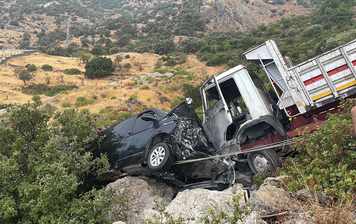 Îbrahîm Tatlises qezaya trafîkê kir