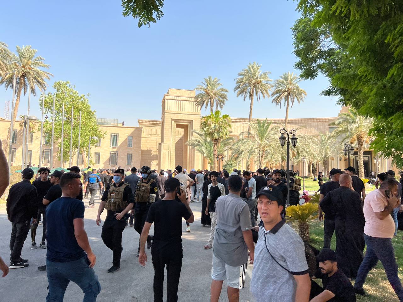 خۆپێشاندەران لە ناوچەی سەوز