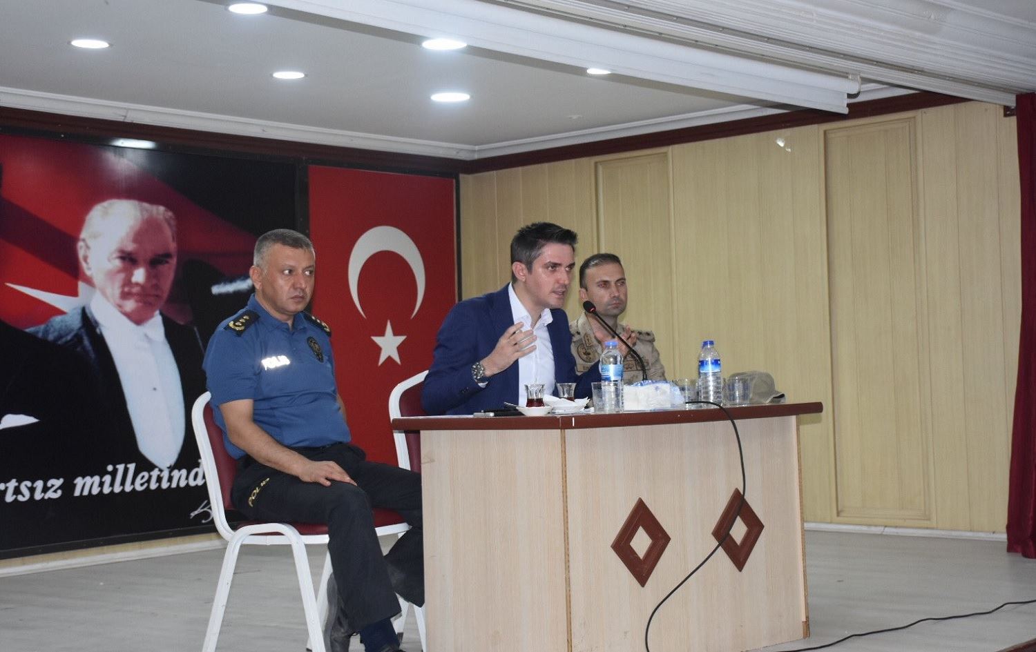 Rêveberê Ewlekariya Dêrikê ji kar hat dûrxistin