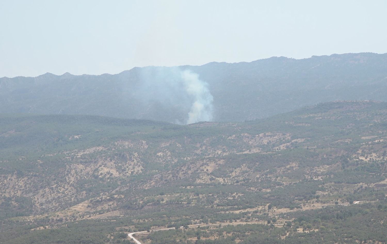 ئاگری شەڕی تورکیا و پەکەکە لە گوندەکانی بناری چیای مەتین نزیکبووەتەوە