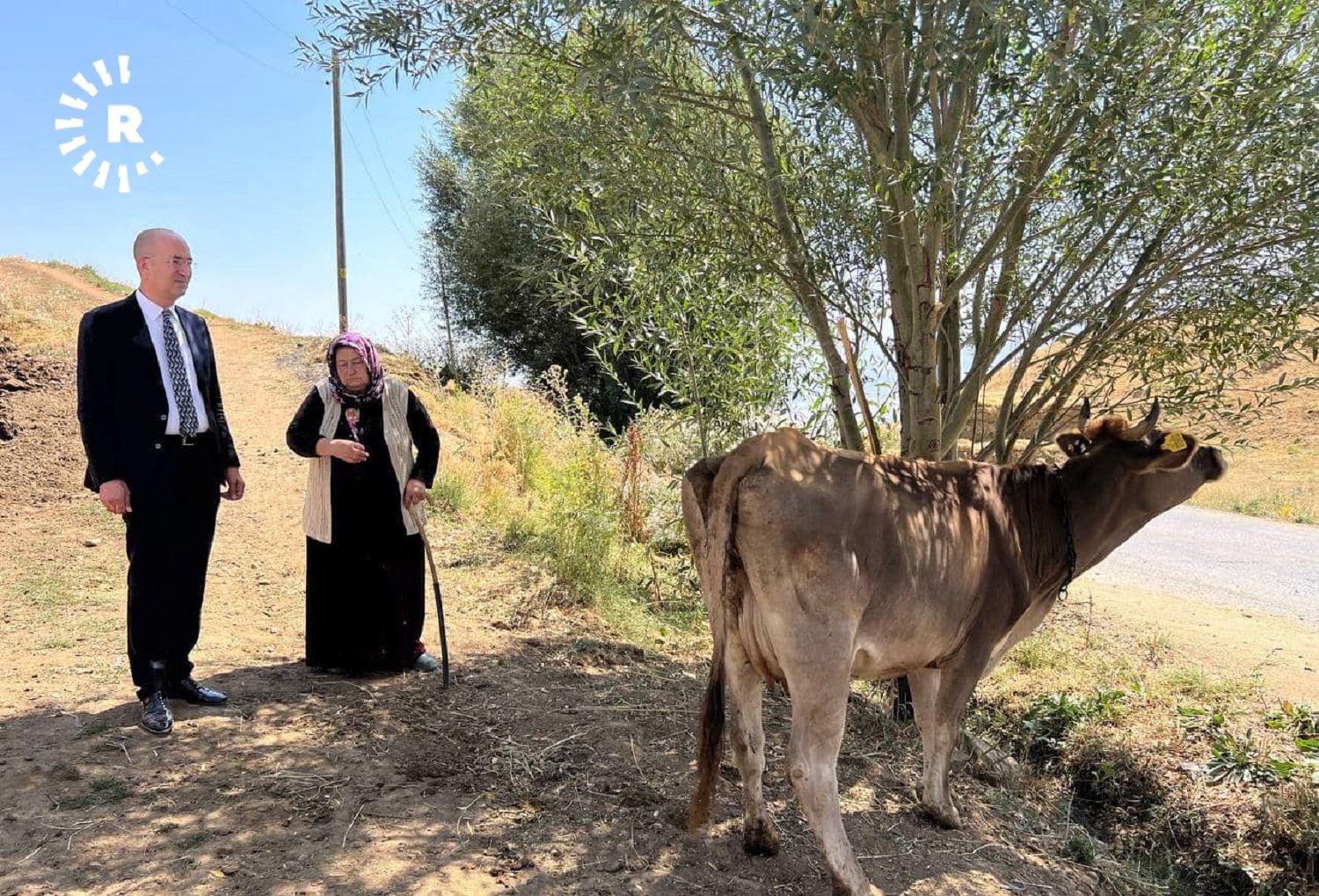 Ji dayîka li ser çêleka xwe digiriya re çêlekek din diyarî kirin
