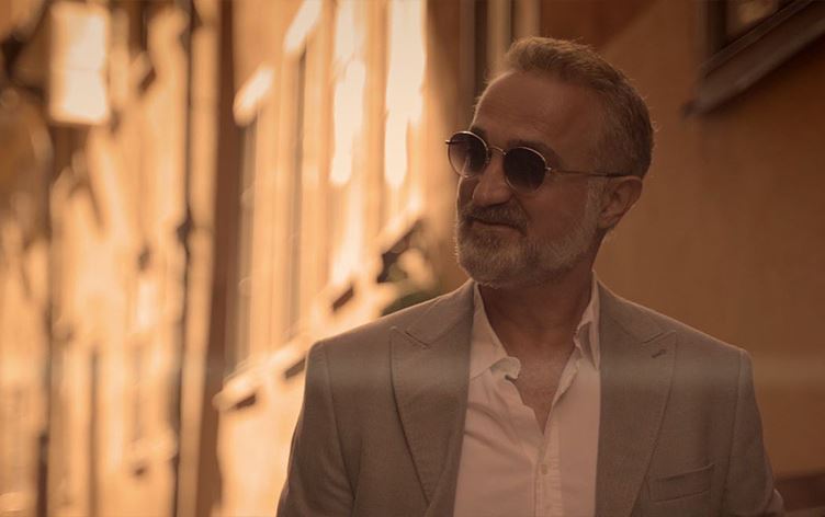 چیا مەدەنی میوزیکی بەرهەمێکی قادر کابان نوێ دەکاتەوە