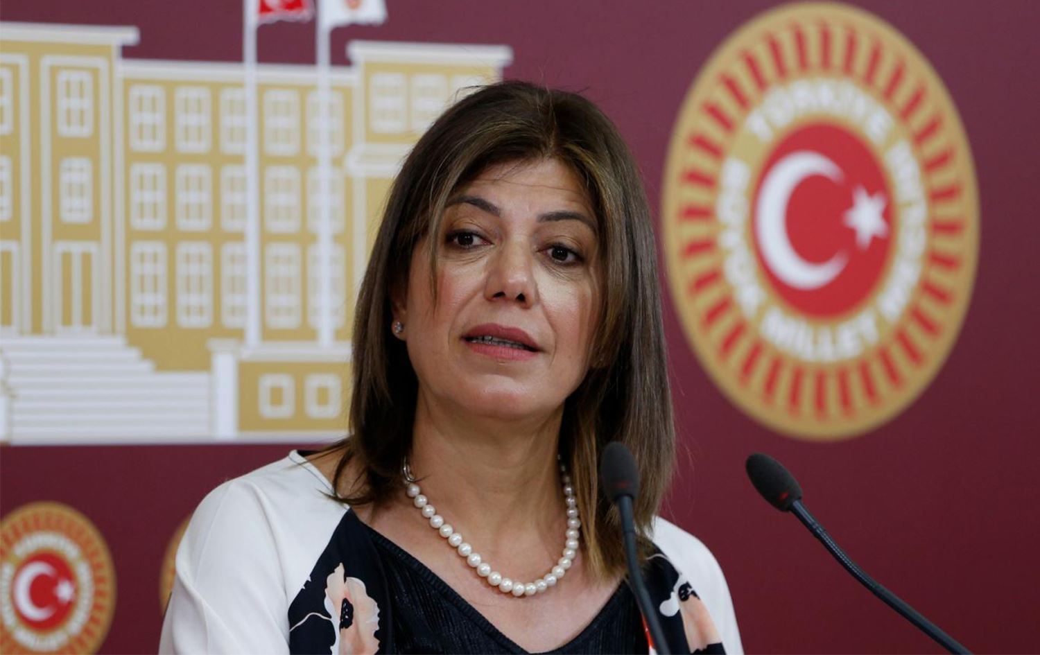 Meral Daniş Beştaş: HDP ligel ti kesî neketiye bazariya wezaretê