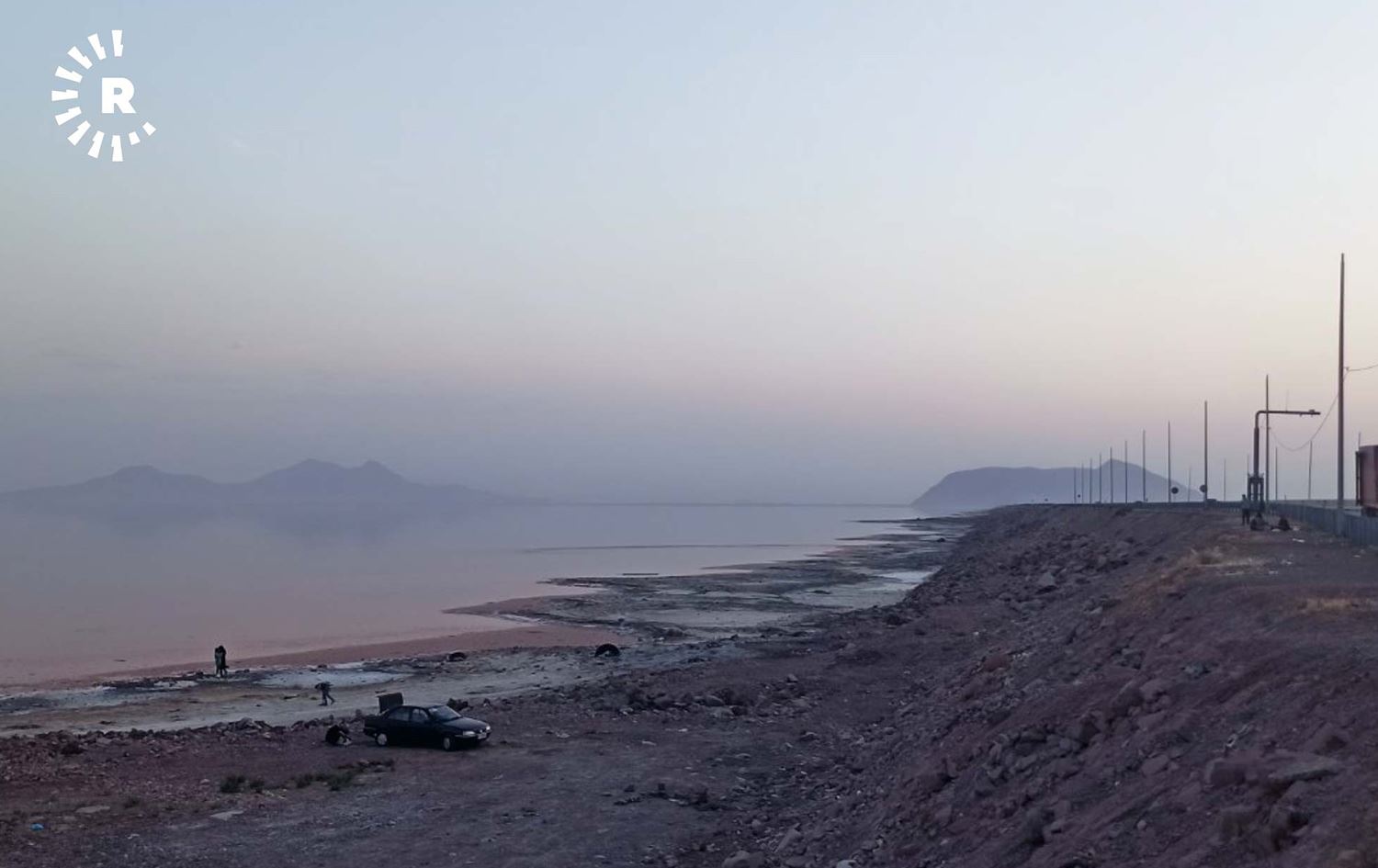 بەڕێوەبەری ژیاندنەوەی تاڵاوەکانی ئێران: ئاو بۆ دەریاچەی ورمێ دابین نەکرێت وشک دەبێت
