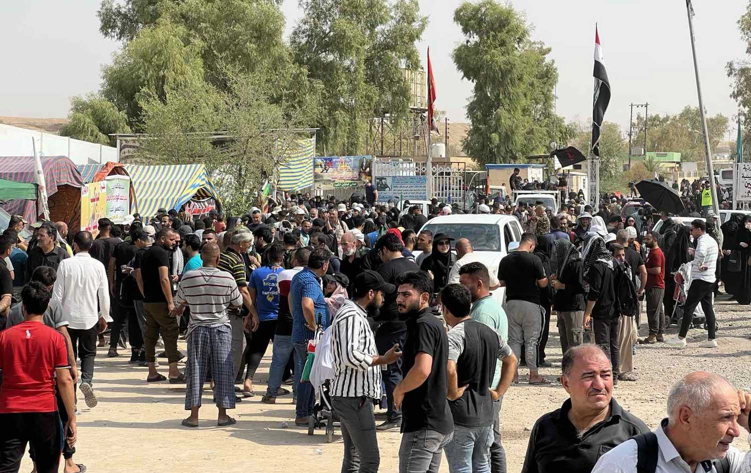 دەیان هەزار زیارەتکاری ئێرانی لە دەروازەکانی باشووری کوردستانەوە دەچنە کەربەلا