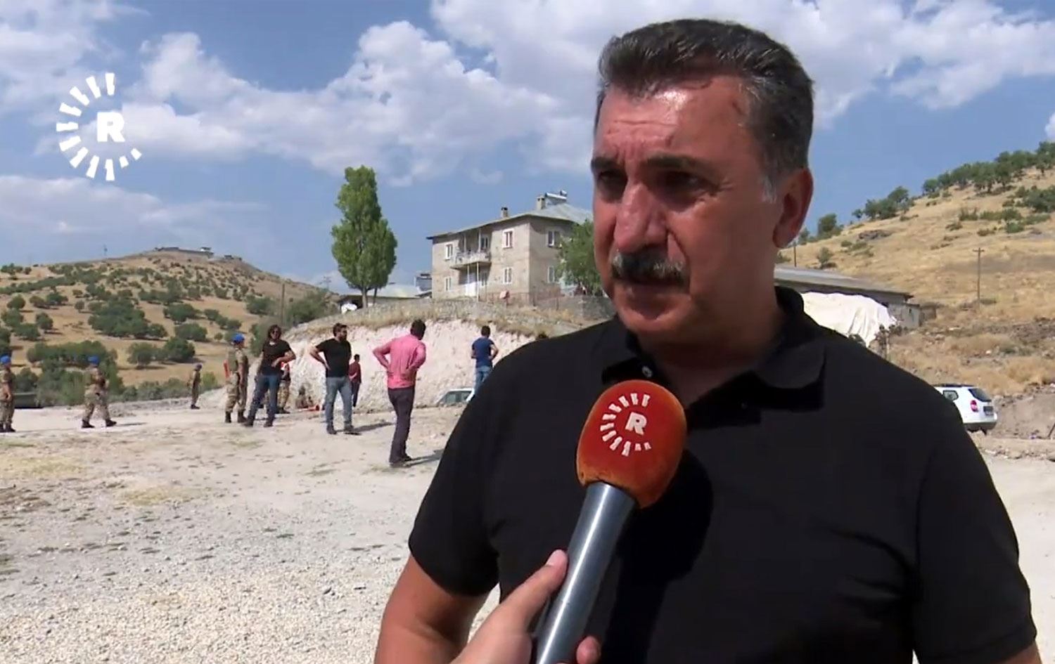 Sanatçı Ferhat Tunç hastaneye kaldırıldı